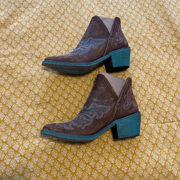 Leather Circle G Cowboy Booties - Brown and Teal Size 6 1/2 - Picture 1 of 9